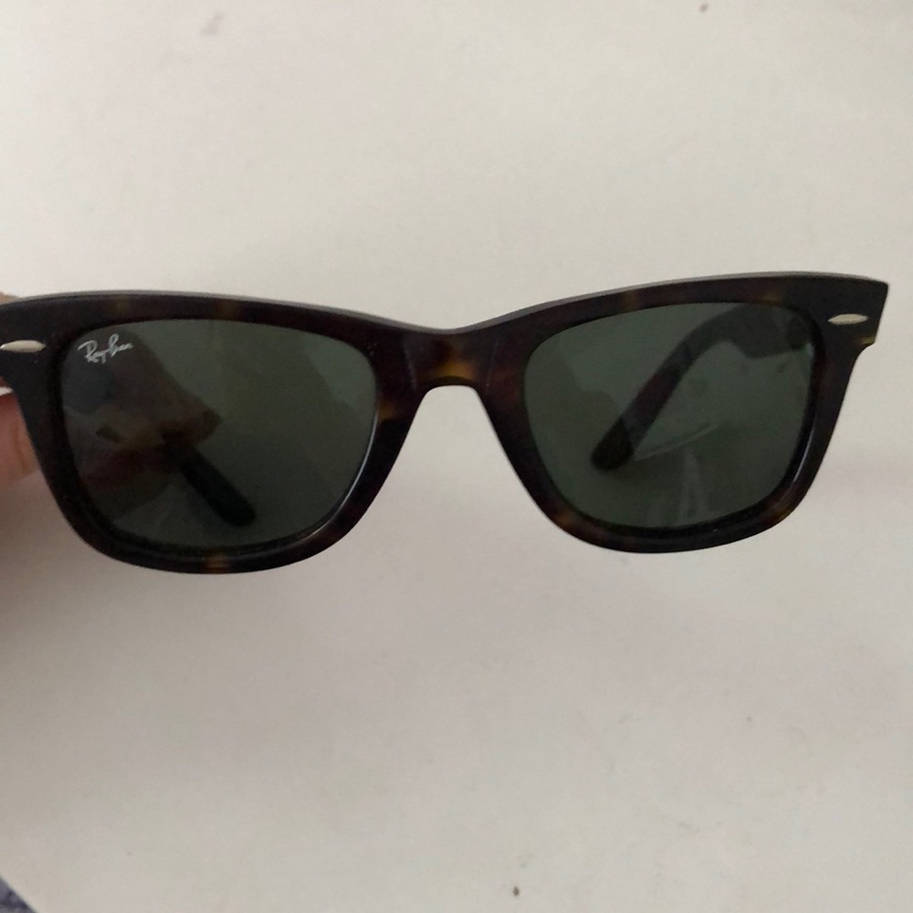 ray ban wayfarer sunglasses